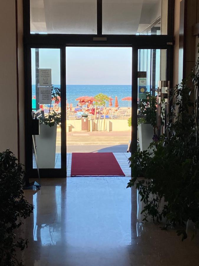 Gfh - Hotel Spiaggia D'Oro Marotta Εξωτερικό φωτογραφία